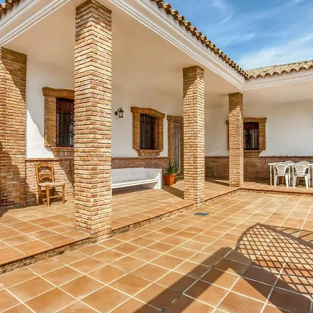 Villa Belvilla By Oyo Casa Qlint Enrique