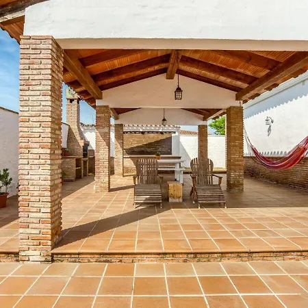 Villa Belvilla By Oyo Casa Qlint Enrique